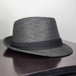 New Fedora Hat no tags